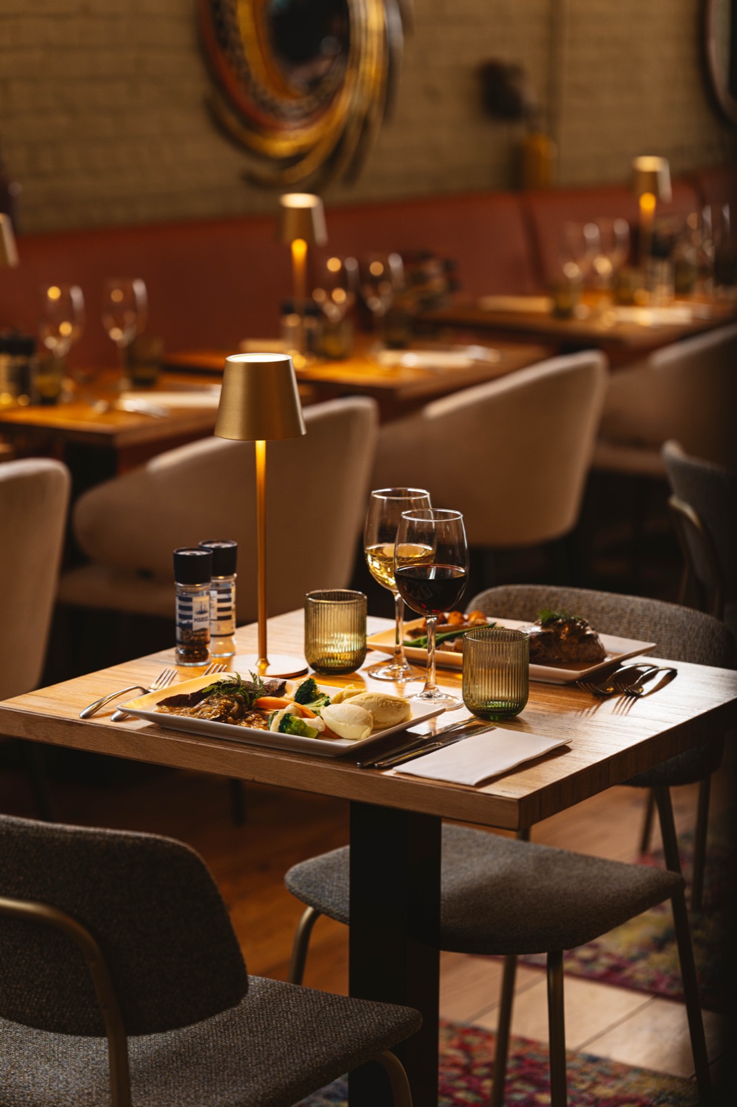 Salle à la bougie, ambiance du soir